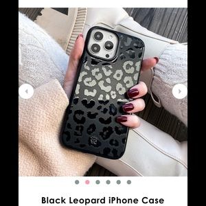 iPhone 13 PRO - black leopard case